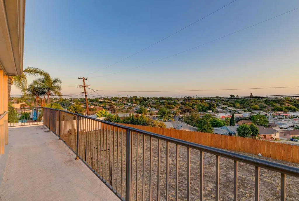 https://cdn.realtyfeed.com/cdn/127/306727556/d7e72ed2243678681e87c990aaeecb47.webp