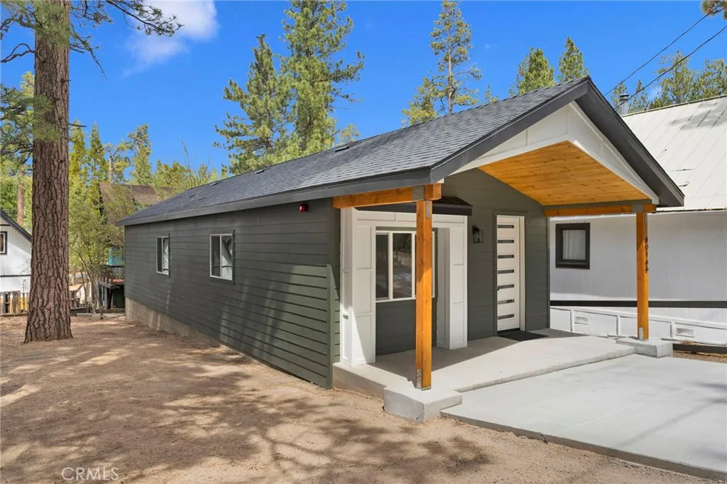 40166 Esterly, Big Bear Lake, CA 92315 - Photo 2 of 40, Big Bear Lake, CA