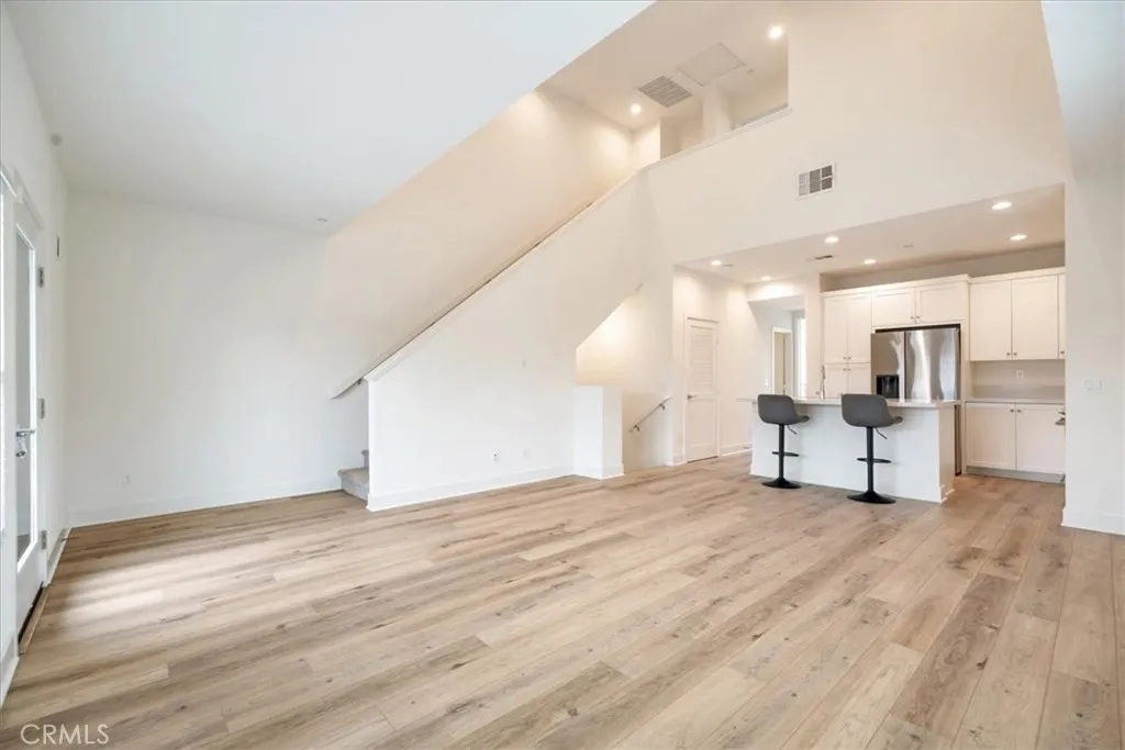 Photo #2: PT26113975 Listing: Photo #2