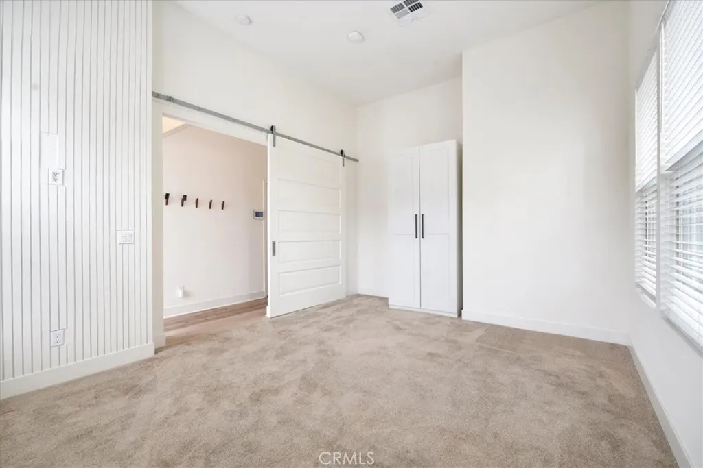 Photo #15: PT26113975 Listing: Photo #15