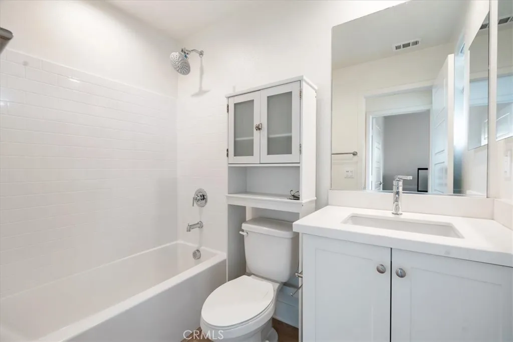 Photo #13: PT26113975 Listing: Photo #13