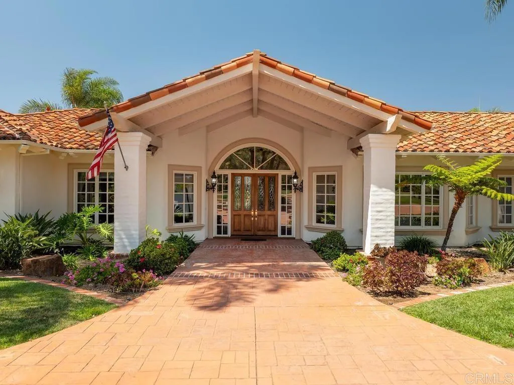 https://cdn.realtyfeed.com/cdn/127/306727647/3a2e6cba89ee7942708165c846d30dcb.webp
