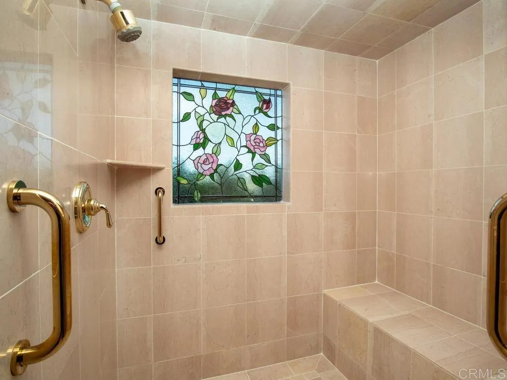 https://cdn.realtyfeed.com/cdn/127/306727647/5378cc1d0e6bcf08e37d073eb20f27d9.webp