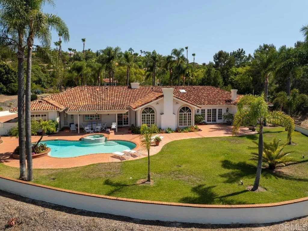 https://cdn.realtyfeed.com/cdn/127/306727647/87fadb4fd0d50d3a40657096eb9fef32.webp