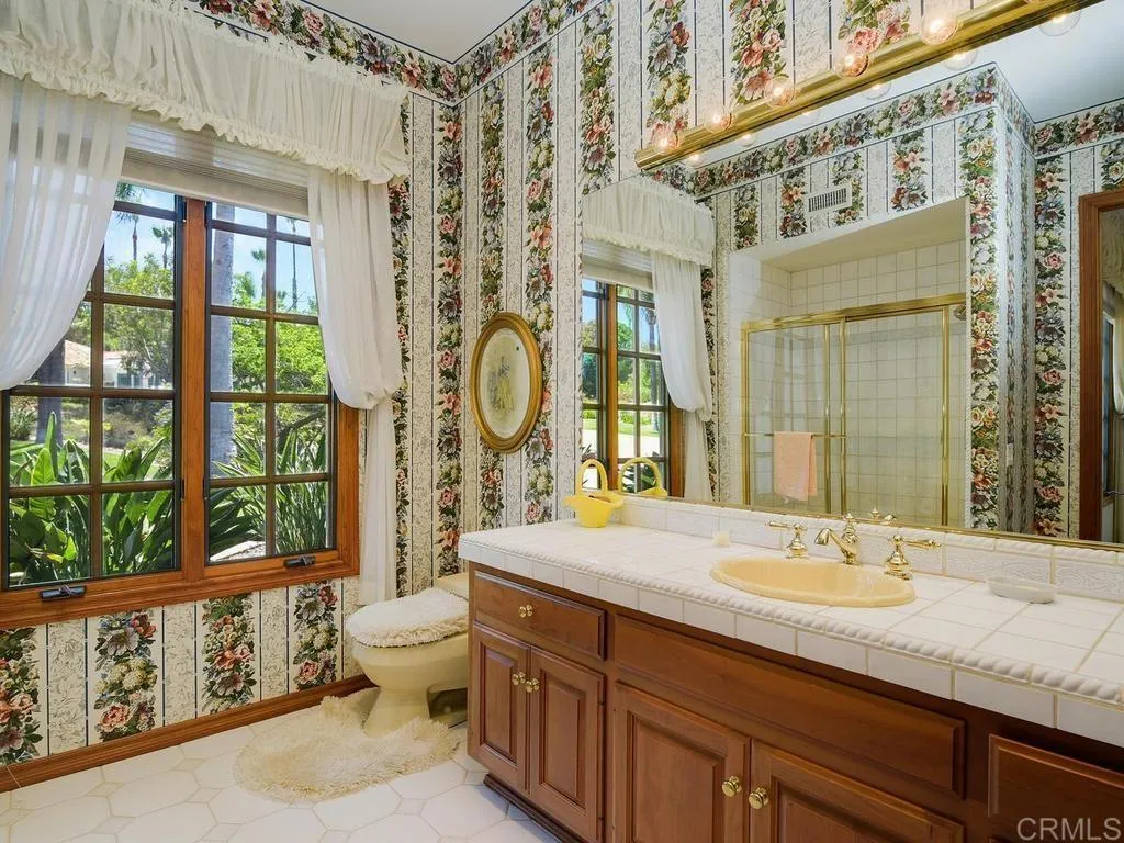 https://cdn.realtyfeed.com/cdn/127/306727647/a9ac0139027e1d354d581ddb94c9e961.webp