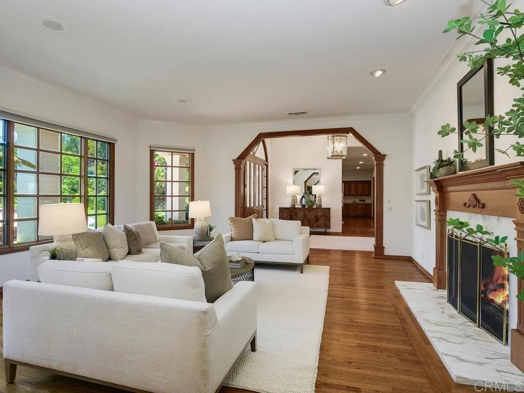 https://cdn.realtyfeed.com/cdn/127/306727647/d9405582d5e70a9cbfa2db29a016cd9f.webp