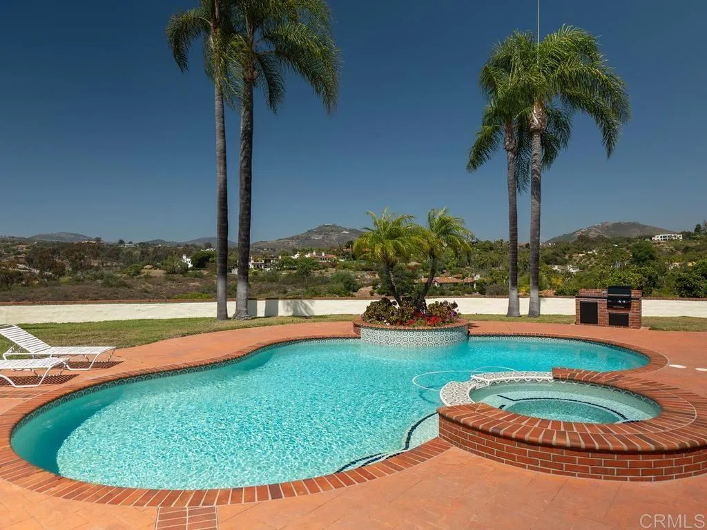 https://cdn.realtyfeed.com/cdn/127/306727647/ee8ec1b7b950b1bfb95d439cb8467dd1.webp