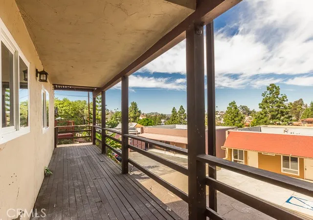 https://cdn.realtyfeed.com/cdn/127/306727676/107fdf594979b71cc60f9caa4f80d7d3.webp