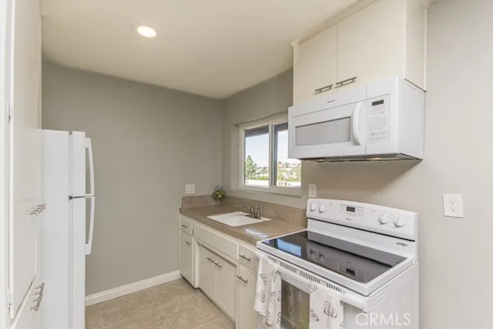 https://cdn.realtyfeed.com/cdn/127/306727676/514d658423e7dbe8e9db62859fcbe442.webp