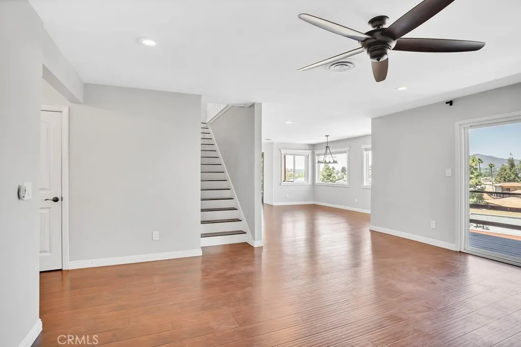 https://cdn.realtyfeed.com/cdn/127/306727676/6190bc92544706bb0b51adbc2ace8ca9.webp
