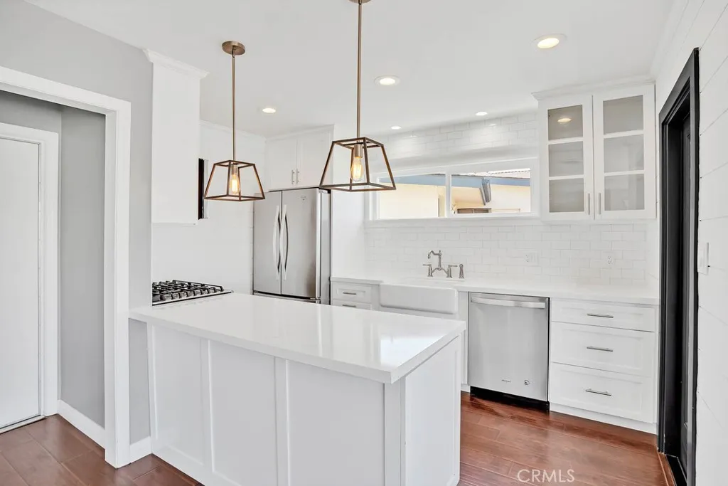 https://cdn.realtyfeed.com/cdn/127/306727676/754fbe97515afeffb53e688533d0bd43.webp