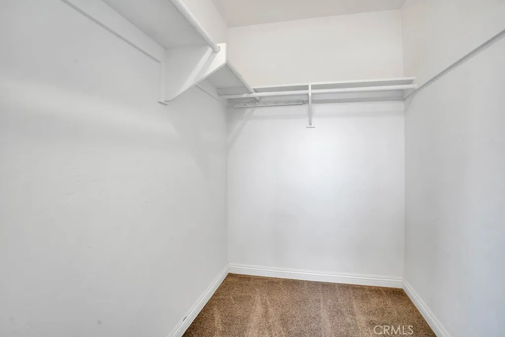 https://cdn.realtyfeed.com/cdn/127/306727676/8f6a01639551cc067508f0bb94b4be9a.webp