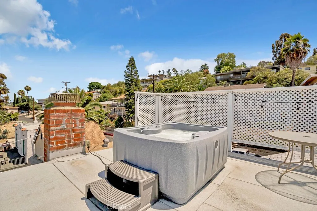 https://cdn.realtyfeed.com/cdn/127/306727676/a0a746f5050f46f50474241a07da3180.webp