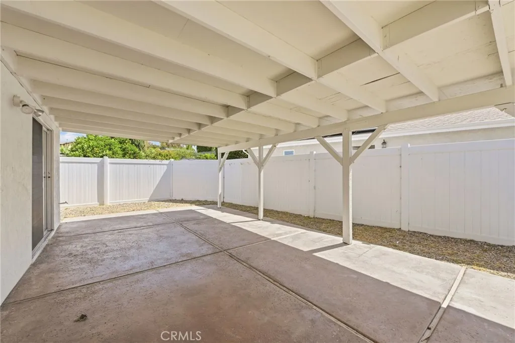 https://cdn.realtyfeed.com/cdn/127/306727759/04471a441835014854209d0966997a54.webp