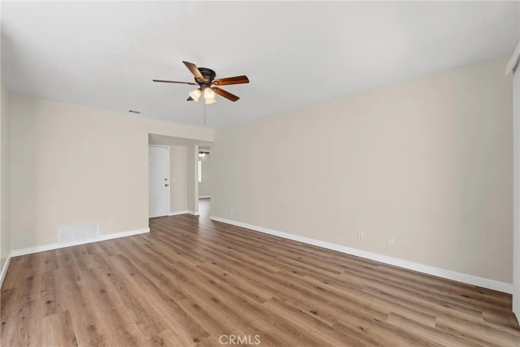 https://cdn.realtyfeed.com/cdn/127/306727759/06a4a71761689253a26b251c9e57bd32.webp
