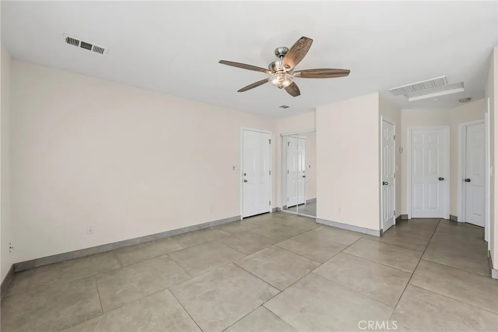 https://cdn.realtyfeed.com/cdn/127/306727759/e251c3c141b42de5184b6579ee92c8ac.webp