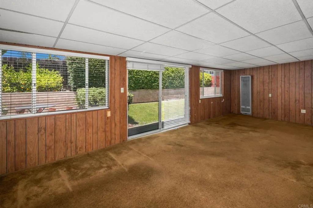https://cdn.realtyfeed.com/cdn/127/306727775/c8b33d0e4ef8bd7a09cc87de672a74eb.webp