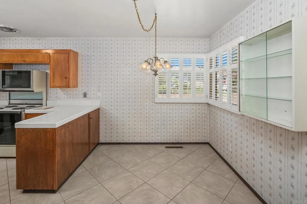 https://cdn.realtyfeed.com/cdn/127/306727775/cdae1b2159e1f576d84ddb29365ebd90.webp