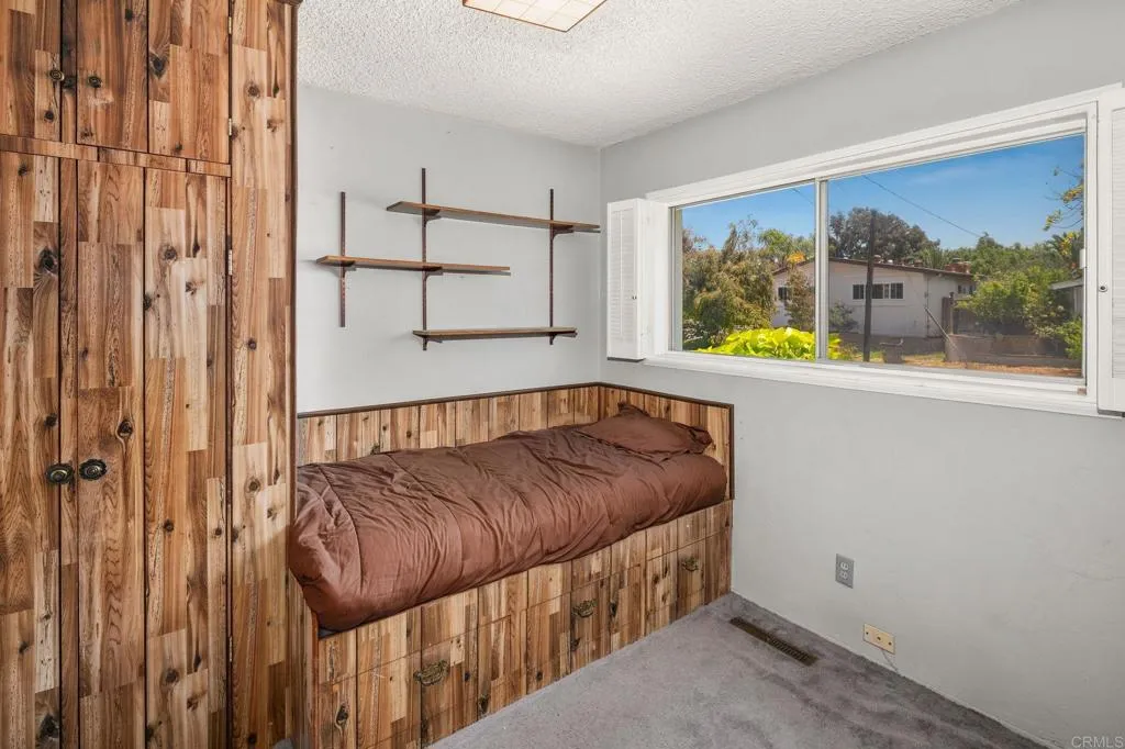 https://cdn.realtyfeed.com/cdn/127/306727775/f9ef184dc2b980d42a3f0e9e5d1d59ab.webp