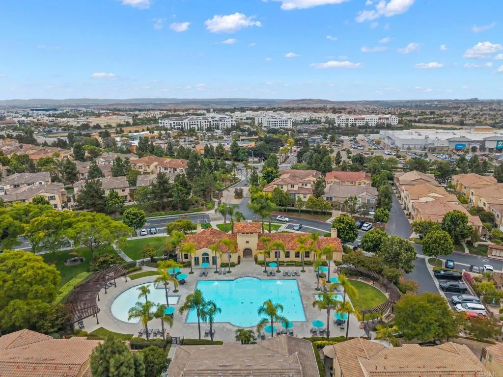 https://cdn.realtyfeed.com/cdn/127/306727786/7ebcc25dcd3fc65802eadf7fe359e85d.webp