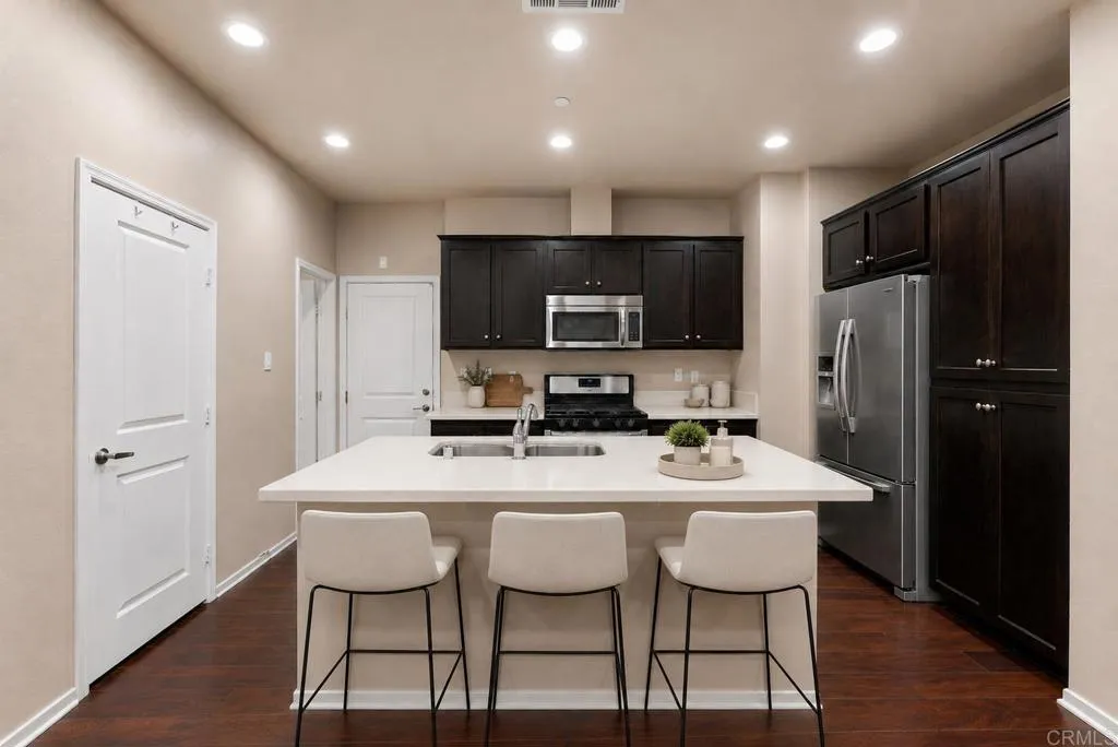 https://cdn.realtyfeed.com/cdn/127/306727786/86cbf8b30021b3989d155c38a34c2718.webp