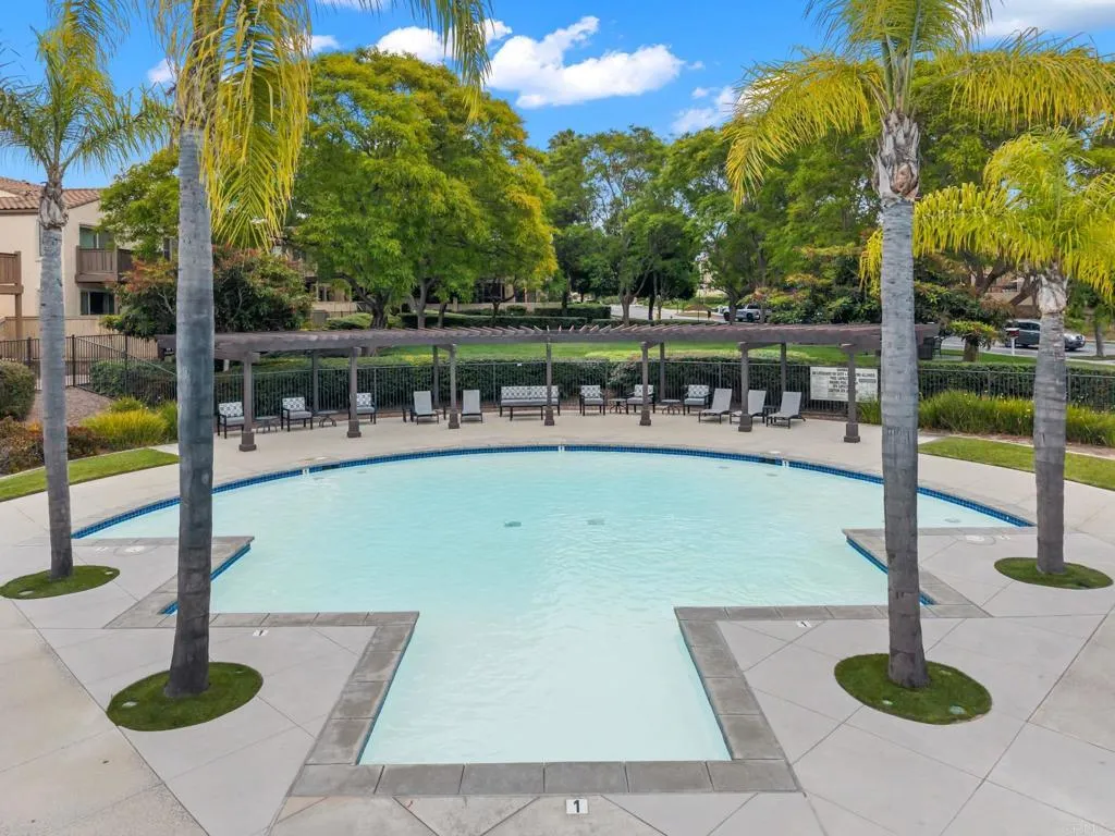 https://cdn.realtyfeed.com/cdn/127/306727786/c715502a4bb38570bd15bdf4863d1c97.webp