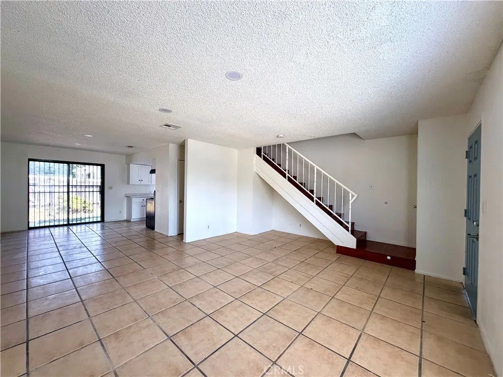 Monrovia, CA 91016
