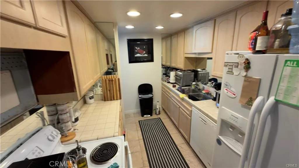 Photo #5: PW26114206 Listing: Photo #5