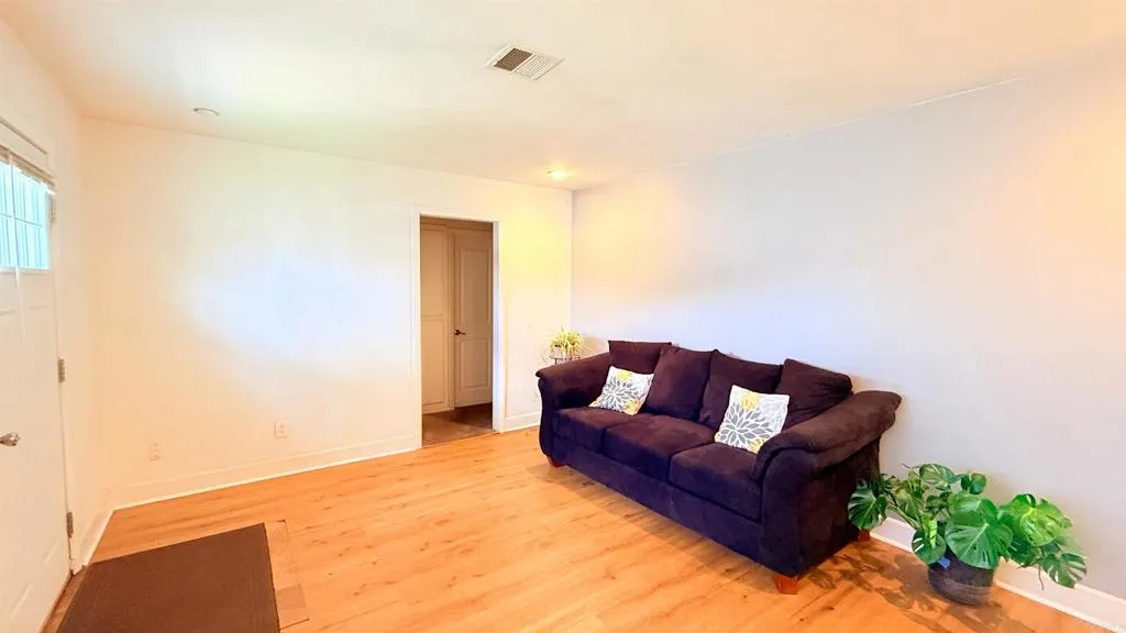 https://cdn.realtyfeed.com/cdn/127/306727845/8ecdec8b6945e9529a23c6e300352d48.webp