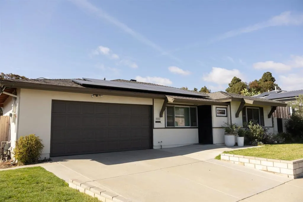 https://cdn.realtyfeed.com/cdn/127/306728060/cbef4da2c4d59778187eb86c085319fa.webp