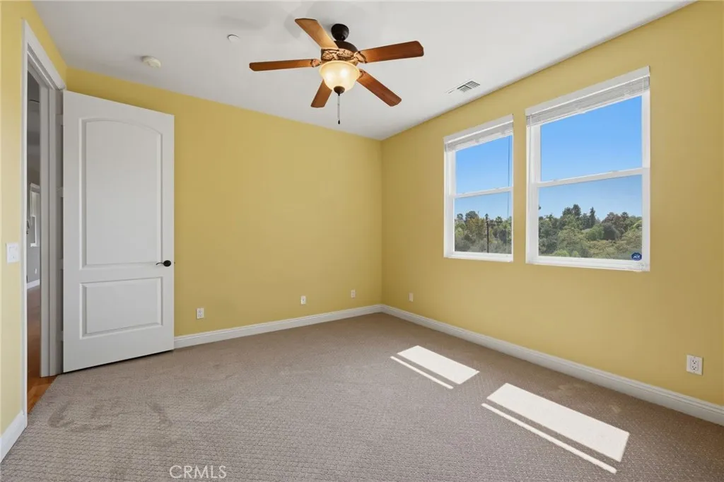 https://cdn.realtyfeed.com/cdn/127/306728087/13d5728ee9f233fcc21a46f76285fc93.webp