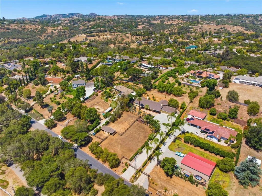 https://cdn.realtyfeed.com/cdn/127/306728087/458502269c2db5c1d94c8d025e9cf61a.webp
