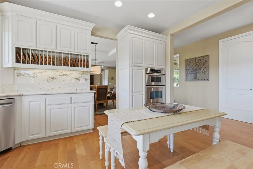 https://cdn.realtyfeed.com/cdn/127/306728087/98915b3c898d4b44acab8f2d9cd71eb9.webp