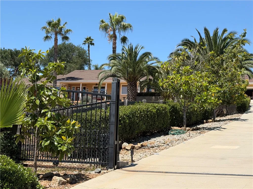 https://cdn.realtyfeed.com/cdn/127/306728087/9f179fa434d860cdd5207a7f92ce67ac.webp