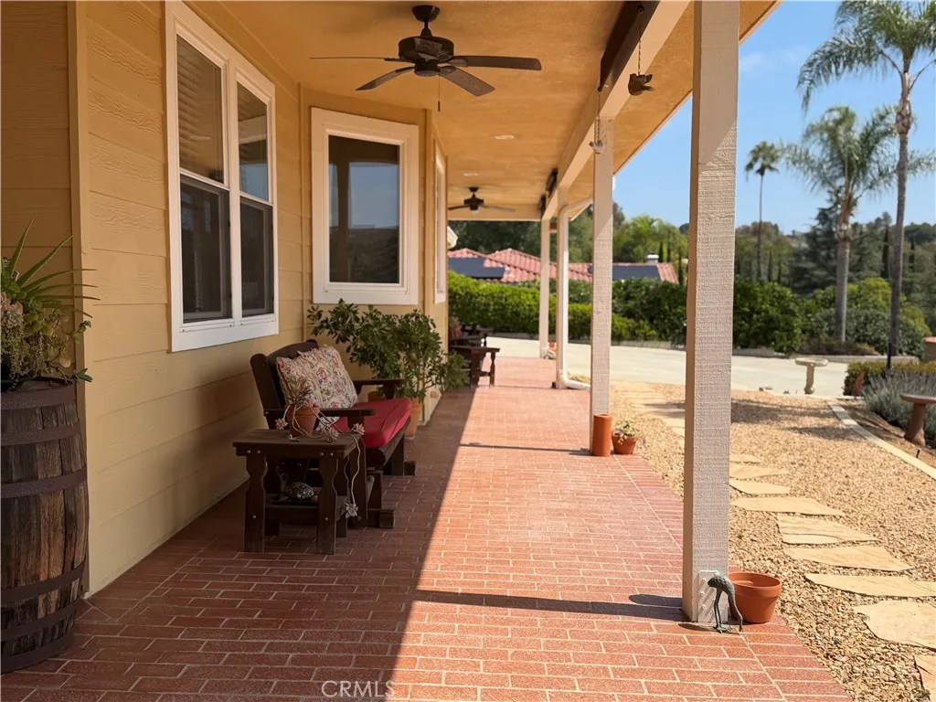 https://cdn.realtyfeed.com/cdn/127/306728087/a07e19066e4fd5e850deec7b9e7843cc.webp