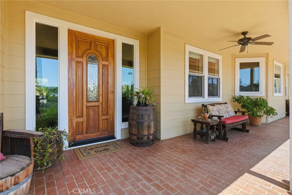 https://cdn.realtyfeed.com/cdn/127/306728087/aa7e096b43505d9a5efdacc603c6ab49.webp