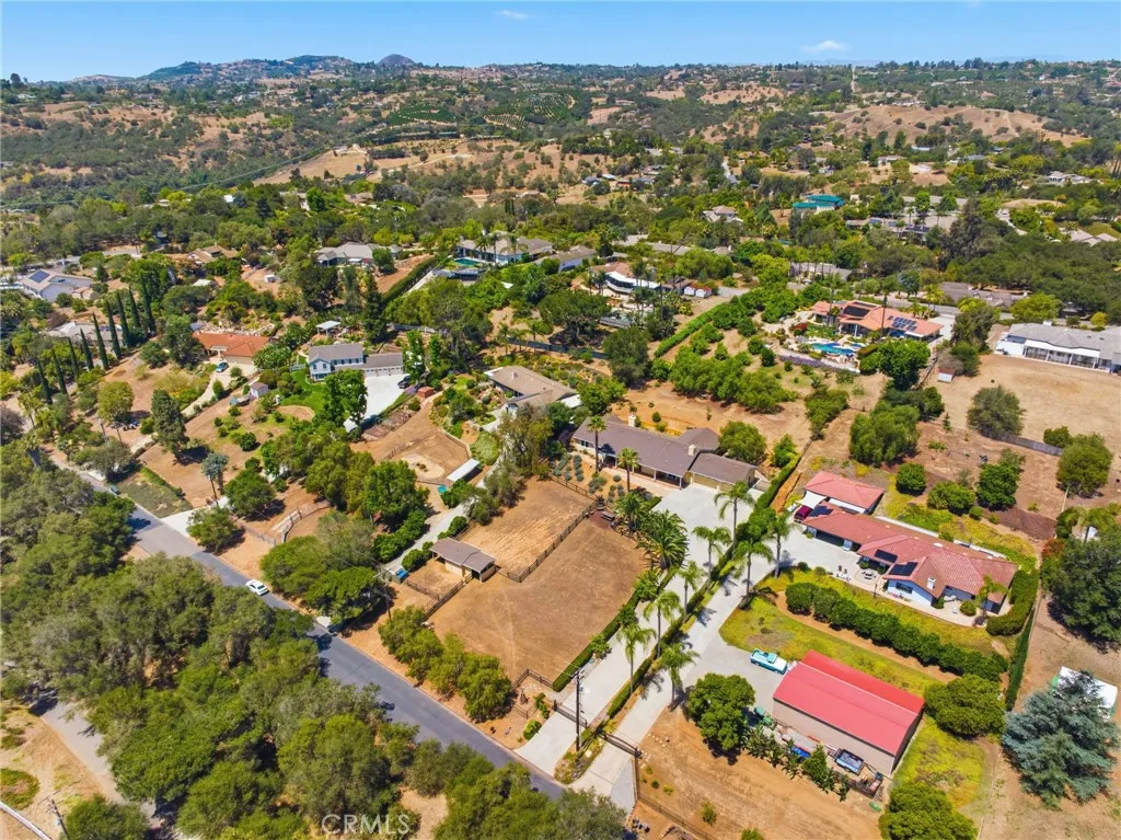 https://cdn.realtyfeed.com/cdn/127/306728087/b4e8ce9f14757b063e8771a66ff1bd91.webp