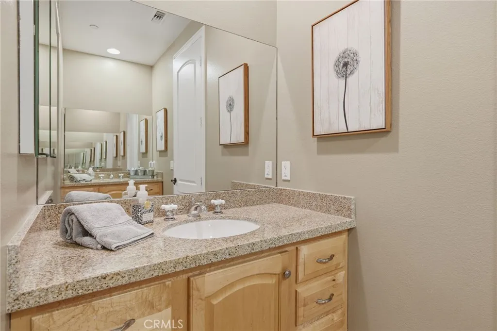 https://cdn.realtyfeed.com/cdn/127/306728087/bf57e5646a493229c5a5f11e4392c7cc.webp