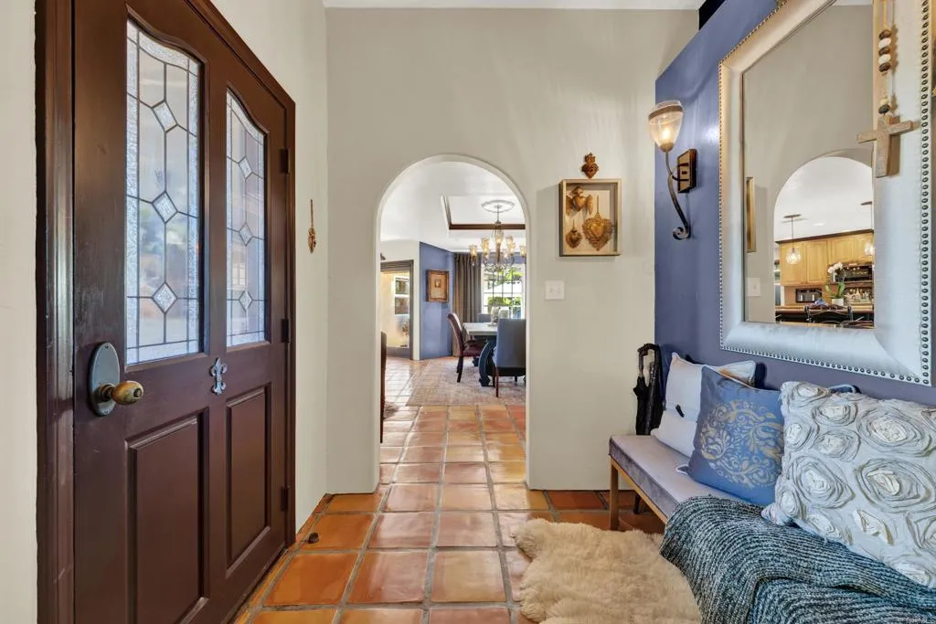 https://cdn.realtyfeed.com/cdn/127/306728094/494d0fcc6eb47fffc31084a4e70d515d.webp