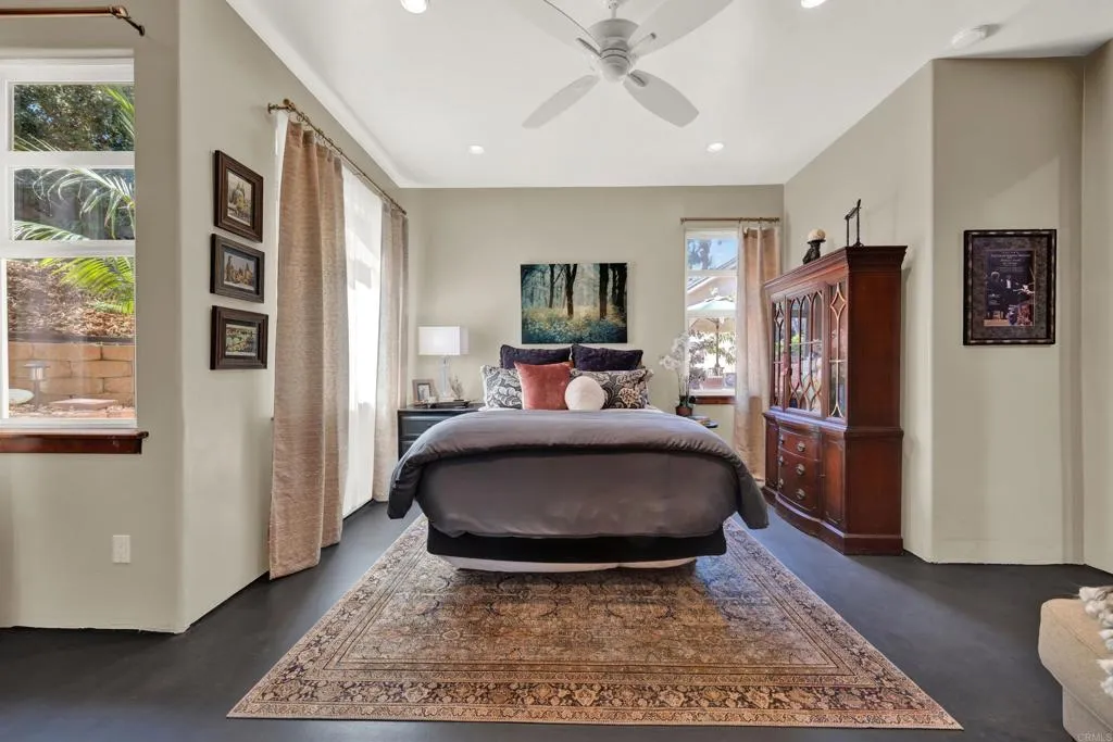 https://cdn.realtyfeed.com/cdn/127/306728094/517fd53d8f5477928d6d458bb84b1dee.webp