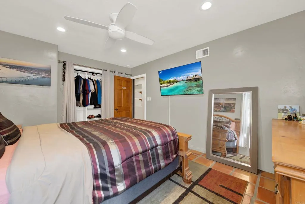 https://cdn.realtyfeed.com/cdn/127/306728094/5d8a7dfb0f0efce61b1fe71e251658b6.webp