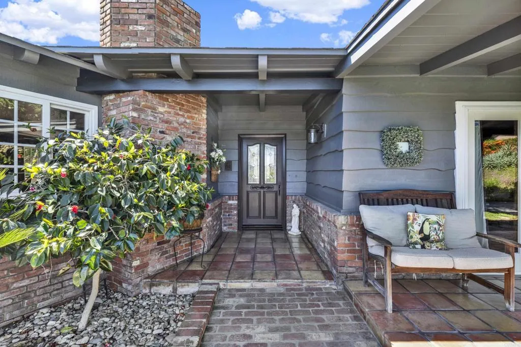 https://cdn.realtyfeed.com/cdn/127/306728094/704f9615eee456b167056b19eb33b335.webp