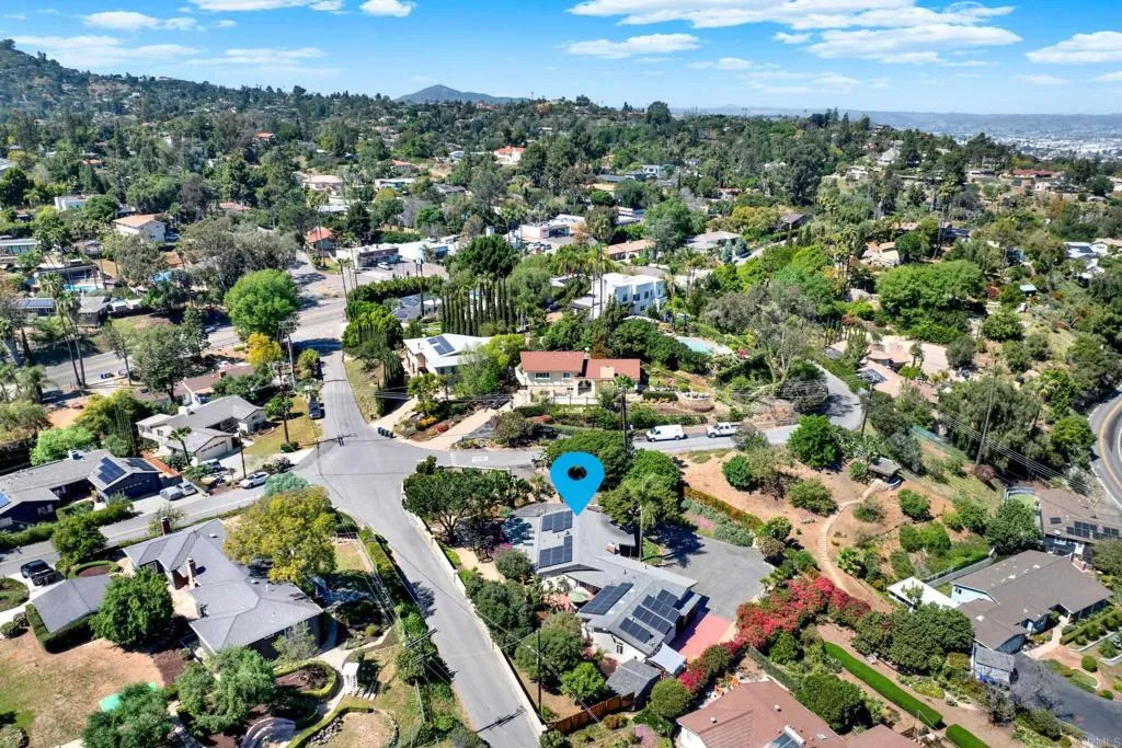 https://cdn.realtyfeed.com/cdn/127/306728094/f74e93c4cec7e05dd99b4f0d8a46edf2.webp