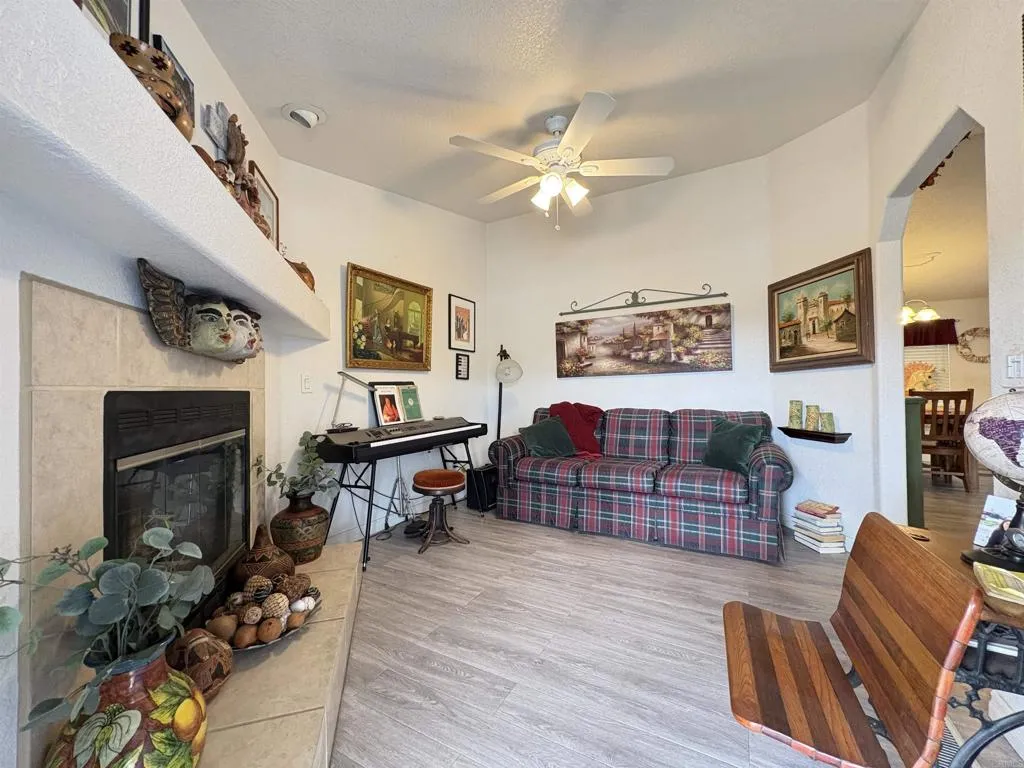 https://cdn.realtyfeed.com/cdn/127/306728113/066993dbaf47f3cb8327c34a7b345a01.webp