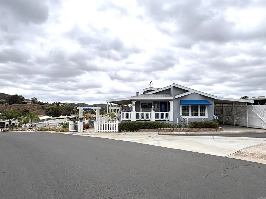 El Cajon, CA 92021