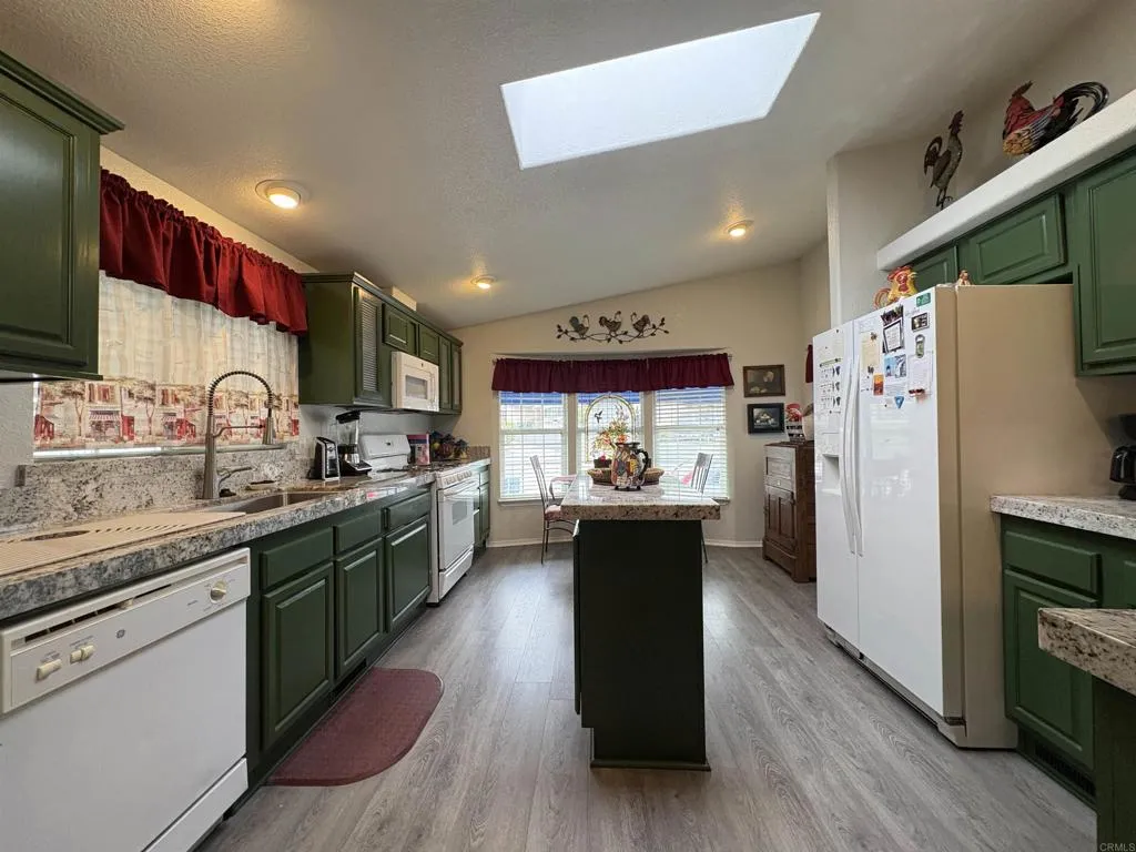 https://cdn.realtyfeed.com/cdn/127/306728113/3a1c8034acdf3d1e817314fc9c8b3633.webp