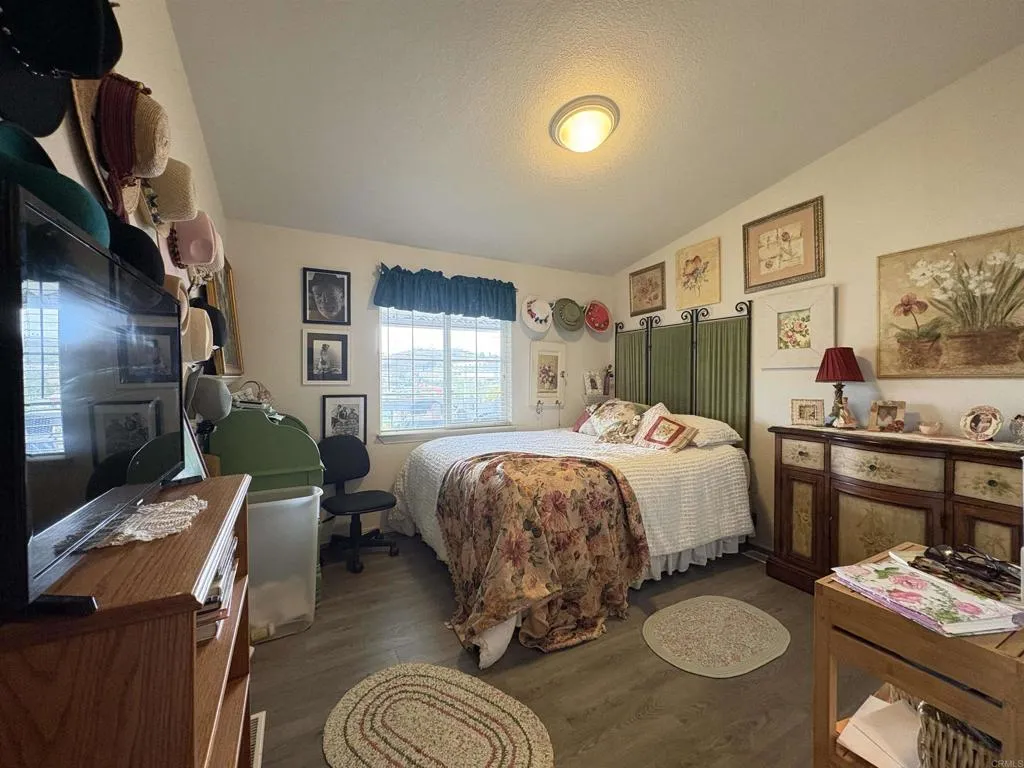 https://cdn.realtyfeed.com/cdn/127/306728113/48ef73570fe6fa160b88597bd244be74.webp
