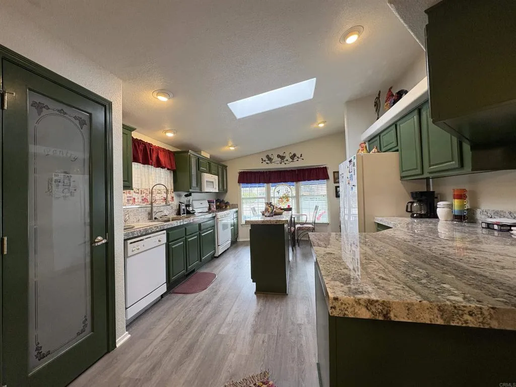 https://cdn.realtyfeed.com/cdn/127/306728113/a4fcca4963d173b1c46da2972b8fdcd7.webp