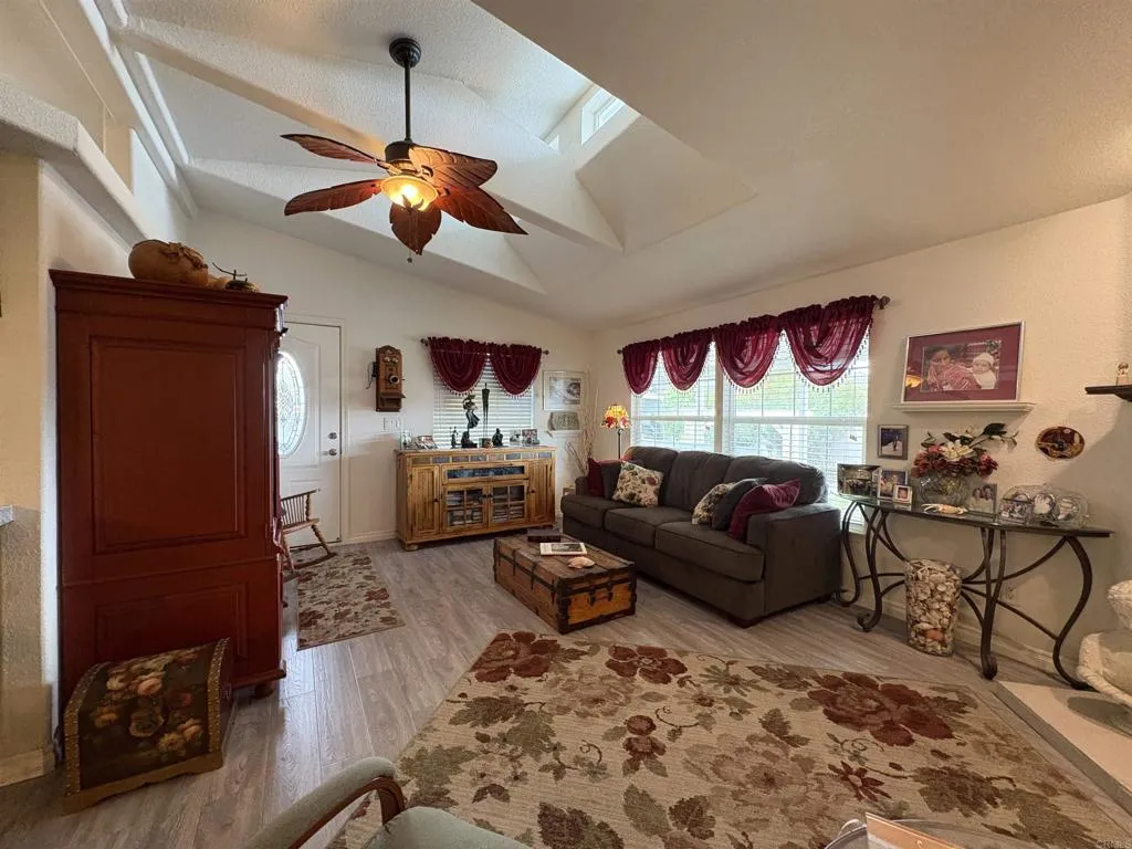 https://cdn.realtyfeed.com/cdn/127/306728113/c2138c92c1f8e9c094478262f03275df.webp