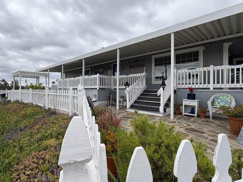 https://cdn.realtyfeed.com/cdn/127/306728113/f2e3ba3a483250c6be6e843414563837.webp